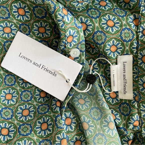 NWT Lovers + Friends Marina Del Rey Shirt in Green Spanish Tile - Picture 4 of 4